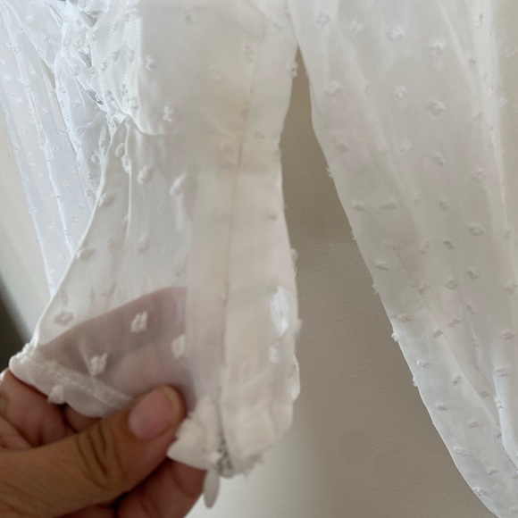 Princess Polly Sheer Romantic White crop top with Dots and puffy sleeves - Picture 4 of 9